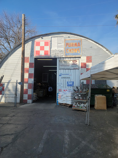 Animal Feed Store «Farmers Feed & Pet Supply», reviews and photos, 1302 E Miner Ave, Stockton, CA 95205, USA