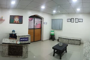 Misal Dental Clinic And Implant Centre image