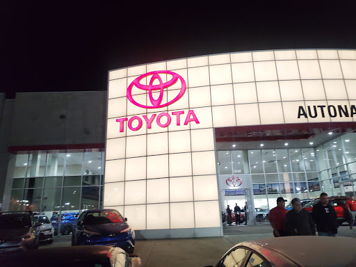 Toyota Dealer «AutoNation Toyota Cerritos», reviews and photos, 18700 Studebaker Rd, Cerritos, CA 90703, USA