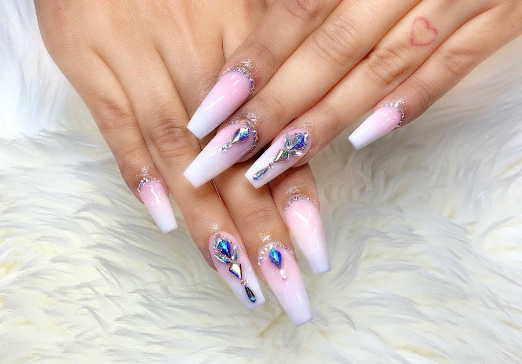 Sassy Nails Spa Center 92705