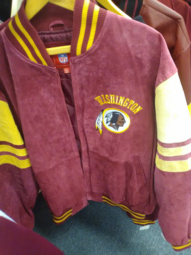 Thrift Store «Inova Fair Oaks Hospital Thrift Shop», reviews and photos, 9683 Fairfax Blvd, Fairfax, VA 22031, USA