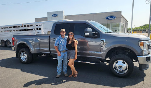 Ford Dealer «Ancira Ford», reviews and photos, 501 10th St, Floresville, TX 78114, USA