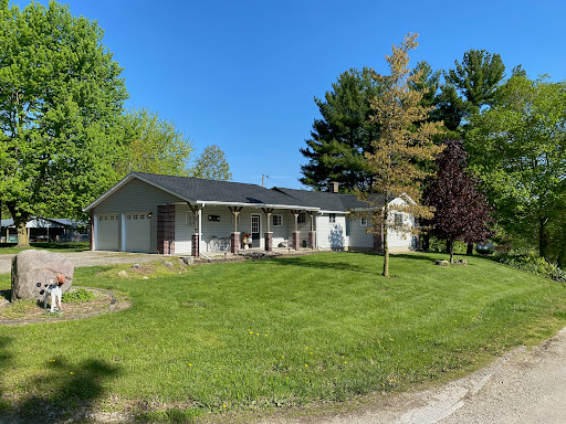 Roofing Contractor «Roofs By Rodger», reviews and photos, 212 E Logan St, Longview, IL 61852, USA