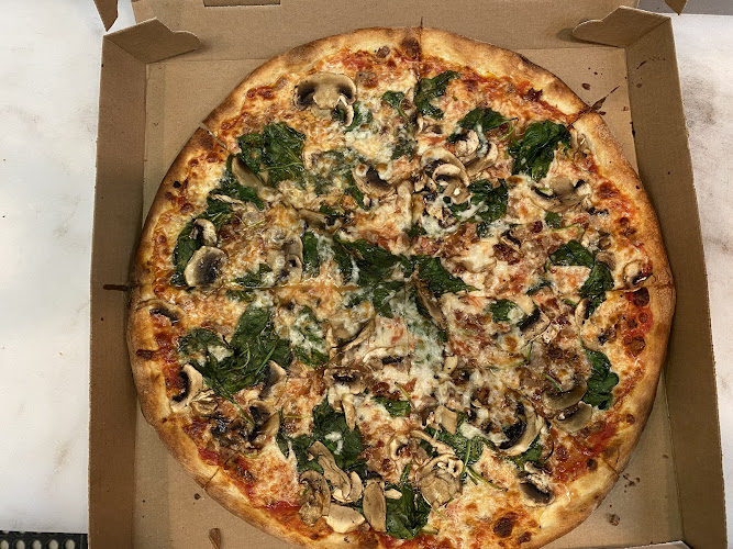 #1 best pizza place in Shelton - Mamma Mia Pizza