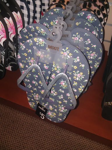 Shopping Mall «Hilltop Mall», reviews and photos, 5011 2nd Ave #56, Kearney, NE 68847, USA