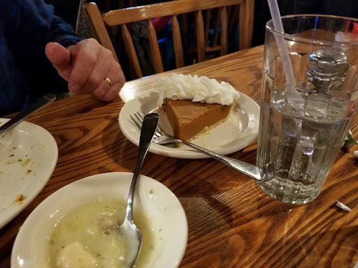 American Restaurant «Cracker Barrel Old Country Store», reviews and photos, 5100 Tiedeman Rd, Brooklyn, OH 44144, USA