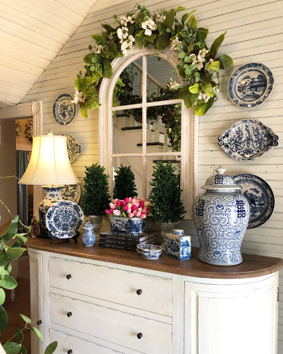 Boutique «High Cotton Vintage Home Furnishings», reviews and photos, 213 N Spring St, Manchester, TN 37355, USA