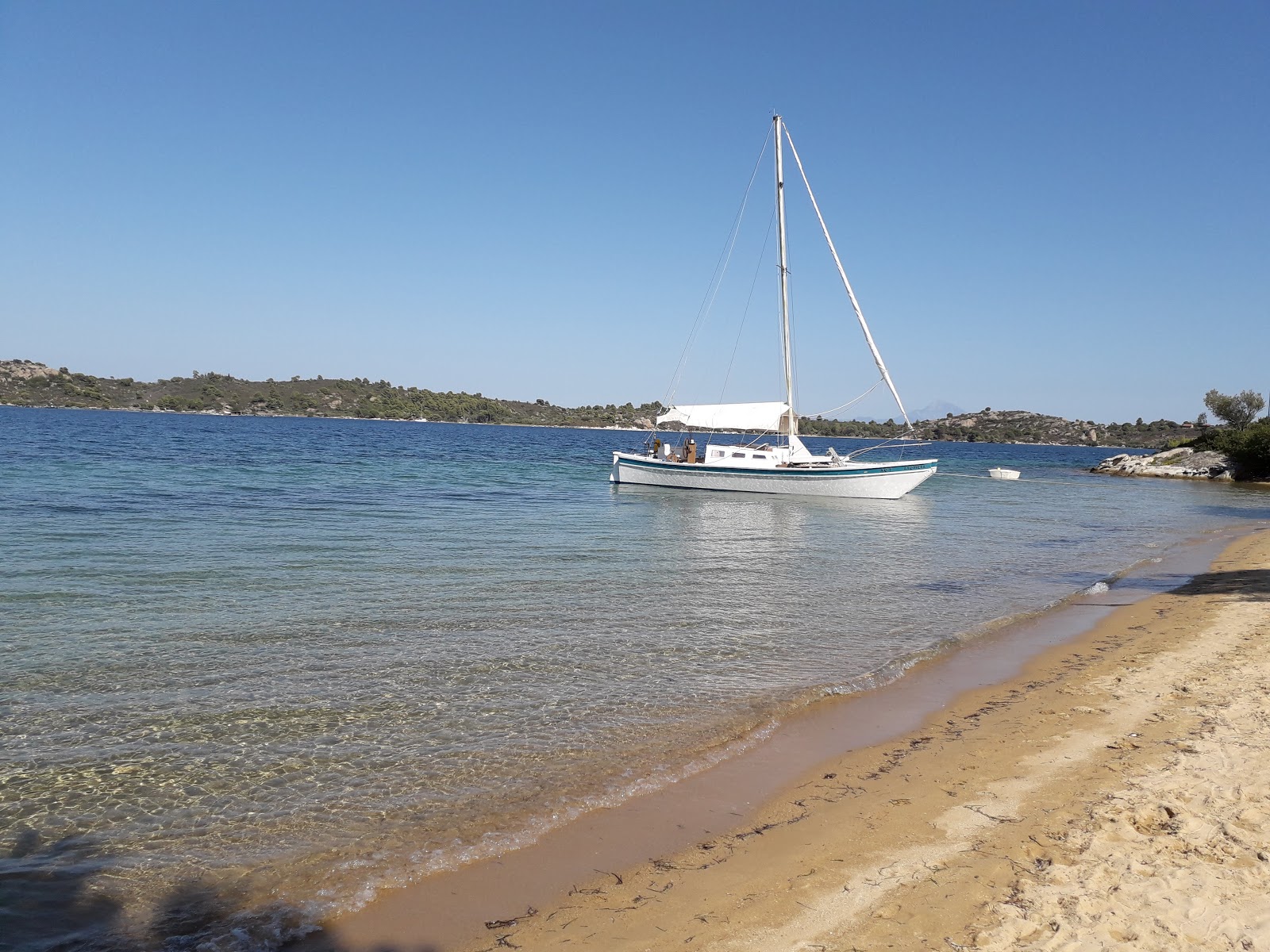 Foto van Philippos beach II met turquoise puur water oppervlakte