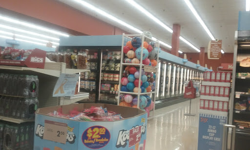 Supermarket «Giant Eagle Supermarket», reviews and photos, 3113 Green Garden Rd, Aliquippa, PA 15001, USA