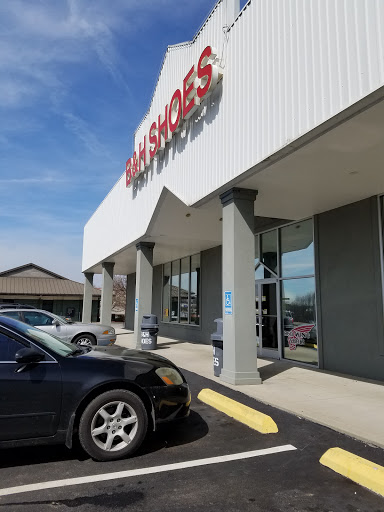 Shoe Store «B & H Shoe Store», reviews and photos, 14396 N U.S. 25 E, Corbin, KY 40701, USA