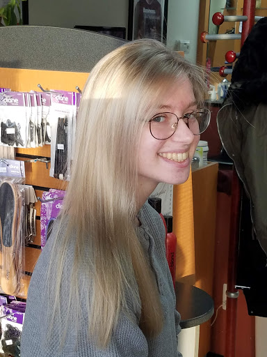 Hair Salon «Fantastic Sams Cut & Color», reviews and photos, 33226 Twelve Mile Rd, Farmington Hills, MI 48334, USA