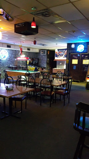 Sports Bar «Crown Lanes Bowling Center & Sports Bar», reviews and photos, 2325 S Federal Blvd, Denver, CO 80219, USA