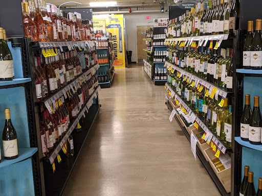 Wine Store «802 BWS», reviews and photos, 1127 North Ave #5, Burlington, VT 05408, USA