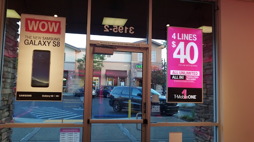 Cell Phone Store «T-Mobile», reviews and photos, 3195 Zinfandel Dr #2, Rancho Cordova, CA 95670, USA