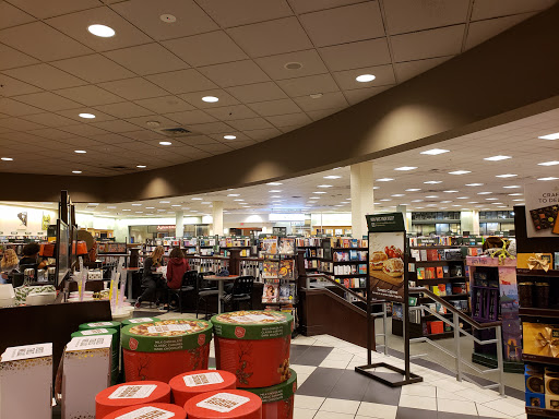 Book Store «Barnes & Noble», reviews and photos, 801 Lehigh Lifestyle Center, Whitehall, PA 18052, USA