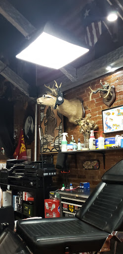 Tattoo Shop «Leathernecks Tattoo», reviews and photos, 667A 5th Ave, Brooklyn, NY 11215, USA