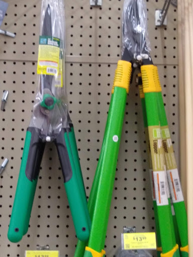 Hardware Store «Harbor Freight Tools», reviews and photos, 15800 SE McLoughlin Blvd, Milwaukie, OR 97267, USA