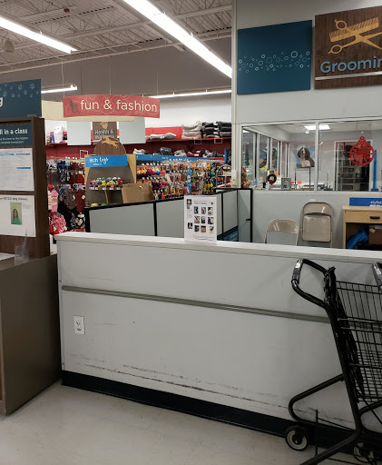 Pet Supply Store «Petco Animal Supplies», reviews and photos, 1540 Eastern Blvd, Montgomery, AL 36117, USA