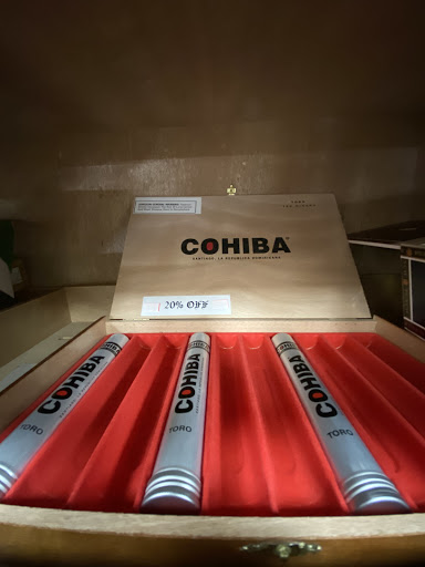 Tobacco Shop «Hickory Grove Discount Tobacco», reviews and photos, 7008 E W.T. Harris Blvd #23, Charlotte, NC 28215, USA