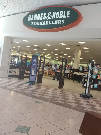 Book Store «Barnes & Noble», reviews and photos, 5500 Buckeystown Pike, Frederick, MD 21703, USA