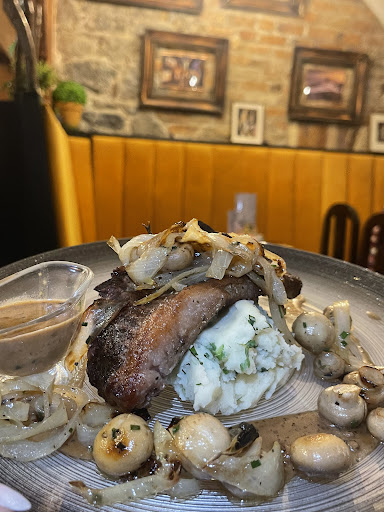 Rustic roots restaurant