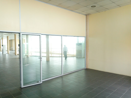 MAGNIFICENT CINEMAS, 180/184 Ikorodu Rd, Onipanu 100001, Lagos, Nigeria, Tourist Attraction, state Lagos