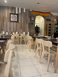 Atmosphère du Restaurant népalais MOMOS LYON 1 (Cuisine Népalaise et Tibétain ) - n°3