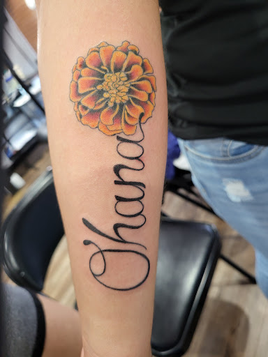 Tattoo Shop «River City Tattoo», reviews and photos, 1028 2nd St, Sacramento, CA 95814, USA