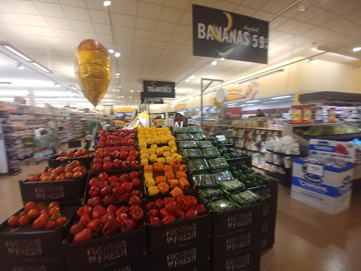 Supermarket «Giant», reviews and photos, 3521 East-West Hwy, Hyattsville, MD 20782, USA