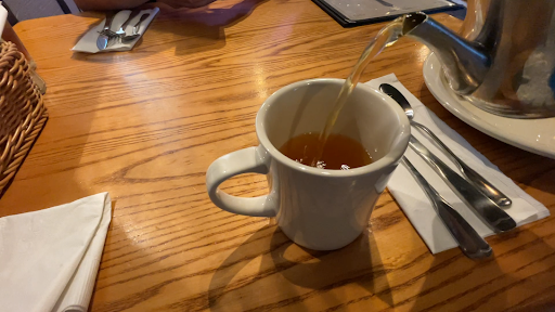 American Restaurant «Cracker Barrel Old Country Store», reviews and photos, 2858 N Glenstone Ave, Springfield, MO 65803, USA