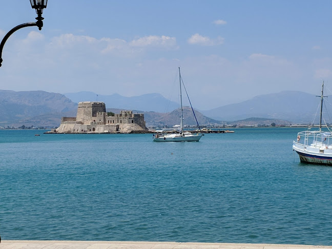 Ακτή Μιαούλη 3, Ακτής Μιαούλη 3, Ναύπλιο 211 00