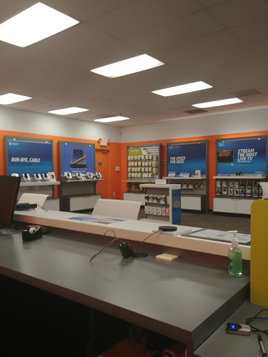 Cell Phone Store «AT&T Authorized Retailer», reviews and photos, 105 High Ridge Blvd, High Ridge, MO 63049, USA