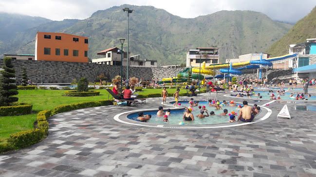 Opiniones de Piscinas Termas De La Virgen - Baños Ecuador en Baños de Agua Santa - Tienda para bebés