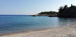Aliki beach II'in fotoğrafı doğal alan içinde bulunmaktadır