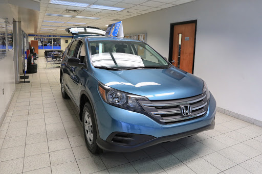 Used Car Dealer «Suburban Honda», reviews and photos, 25100 Haggerty Rd, Farmington Hills, MI 48335, USA