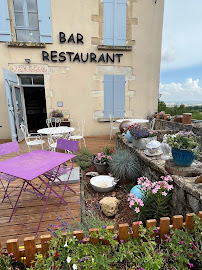 Photos du propriétaire du Restaurant Le Vaudésir aux Hirondelles à Thizy - n°3