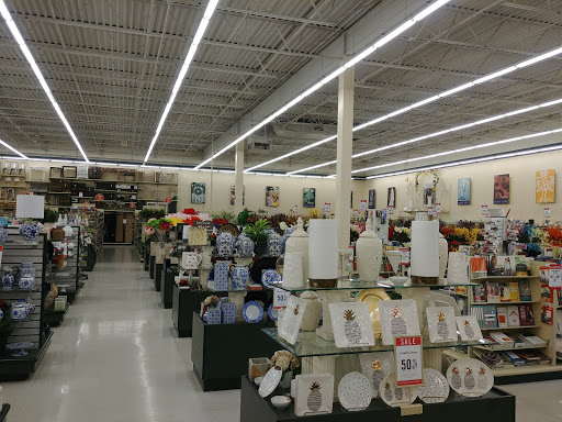 Craft Store «Hobby Lobby», reviews and photos, 200 S Randall Rd, Elgin, IL 60123, USA