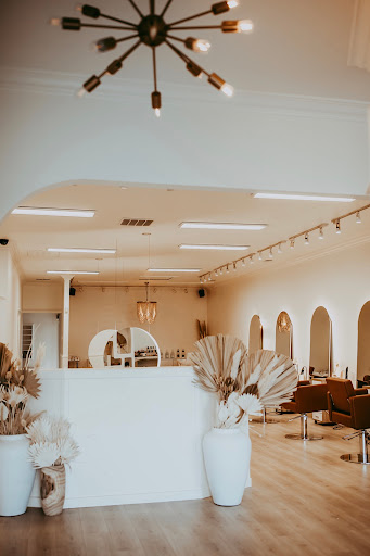 Hair Salon «Halo Hair Salon», reviews and photos, 195 E Gobbi St, Ukiah, CA 95482, USA