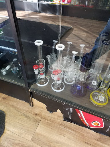 Pipe Supplier «House of Pipes», reviews and photos, 502 Molalla Ave, Oregon City, OR 97045, USA