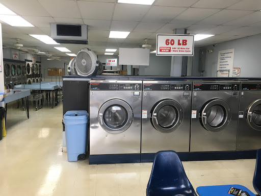 Laundromat «2 Minit Laundry and Cleaners», reviews and photos, 124 N Parsons Ave, Brandon, FL 33510, USA
