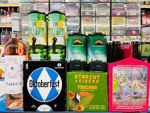 Liquor Store «Main Street Liquor», reviews and photos, 243 E 14 Mile Rd, Clawson, MI 48017, USA