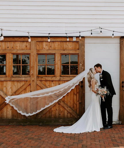 Bridal Shop «La Jeune Mariee Bridal Collection», reviews and photos, 139 E Main St, Columbus, OH 43215, USA