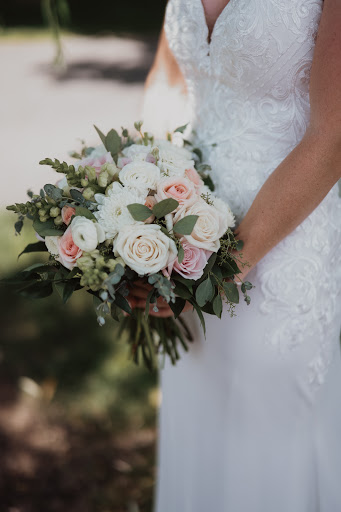 Florist «Moles Flower & Gift Shop», reviews and photos, 3000 Ridge Pike, Norristown, PA 19403, USA