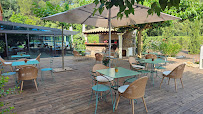 Atmosphère du 220 Restaurant à Le Cannet-des-Maures - n°2