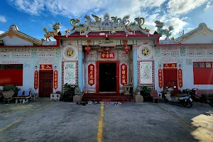 Wat Phothisatto Chaomae Kuan Im 观音寺Betong image