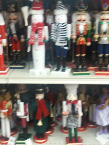 Home Goods Store «Christmas Tree Shops», reviews and photos, 1117 Woodruff Rd, Greenville, SC 29607, USA