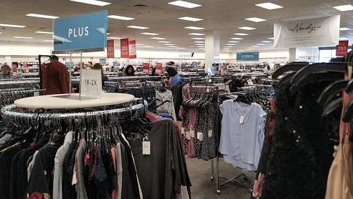 Department Store «Nordstrom Rack Gateway», reviews and photos, 9607 Research Blvd, Austin, TX 78759, USA