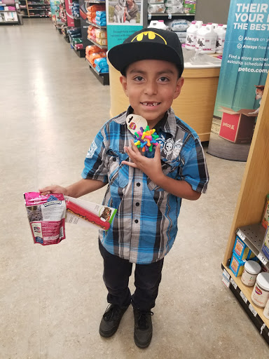 Pet Supply Store «Petco Animal Supplies», reviews and photos, 5850 Sepulveda Blvd, Van Nuys, CA 91411, USA