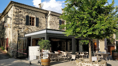 La Table Du Barres à Saint-Vincent-de-Barrès