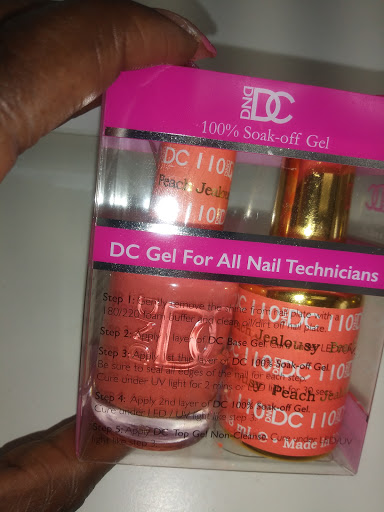 Beauty Salon «Expressions Hair & Nail Salon», reviews and photos, 6121 E Livingston Ave, Columbus, OH 43232, USA